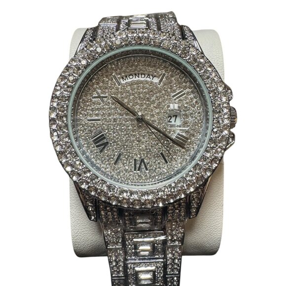 New Stunning Iced Out Men's Day - Date Quartz Watch 42mm NWOT - Picture 2 of 6